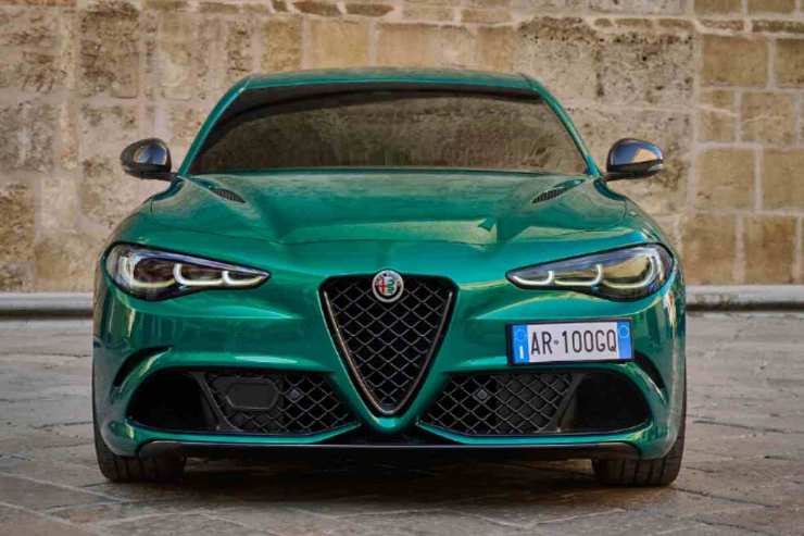Alfa Romeo Giulia costo modelli benzina diesel