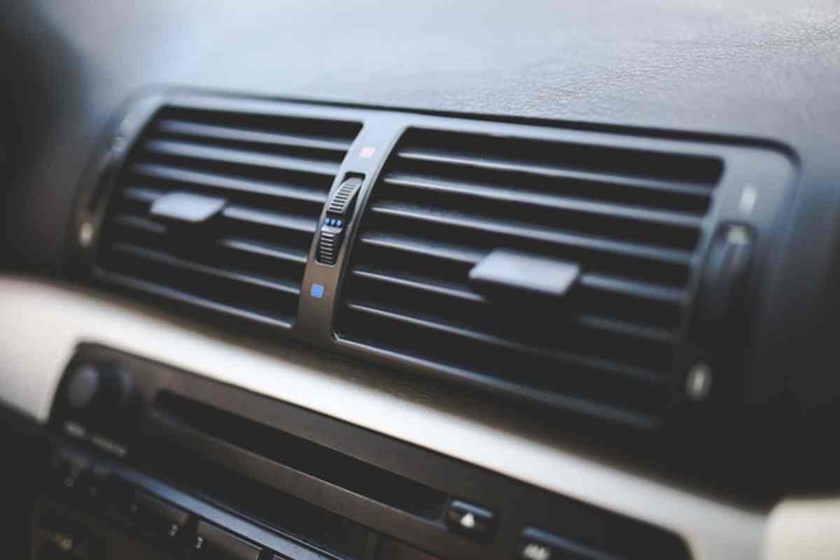 Climatizzatore Auto consigli manutenzione