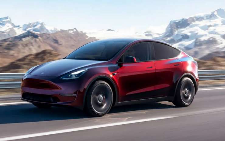 Model Y Long Range tesla italiana