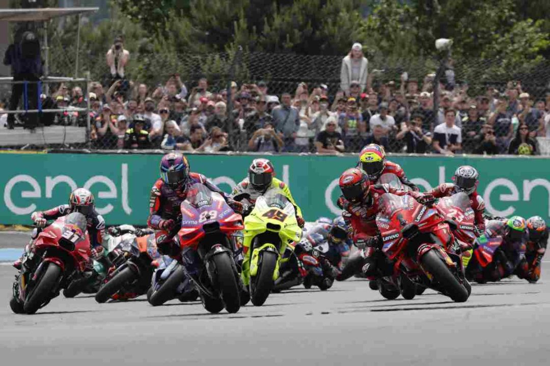 MotoGP ritiro Espargarò Aprilia