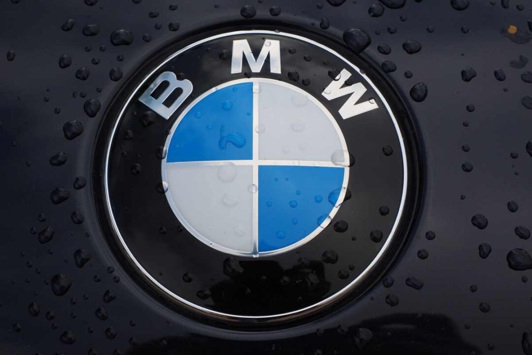 BMW accusa auto componenti cinesi