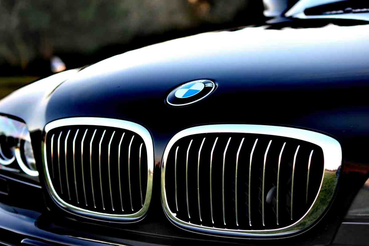 BMW abbandona i vecchi motori