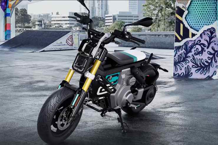 BMW CE 02 scooter elettrico