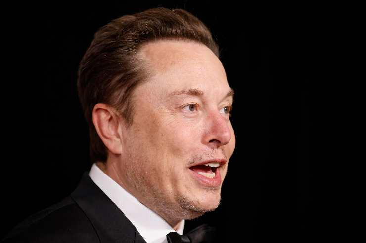 Elon Musk mossa deludente