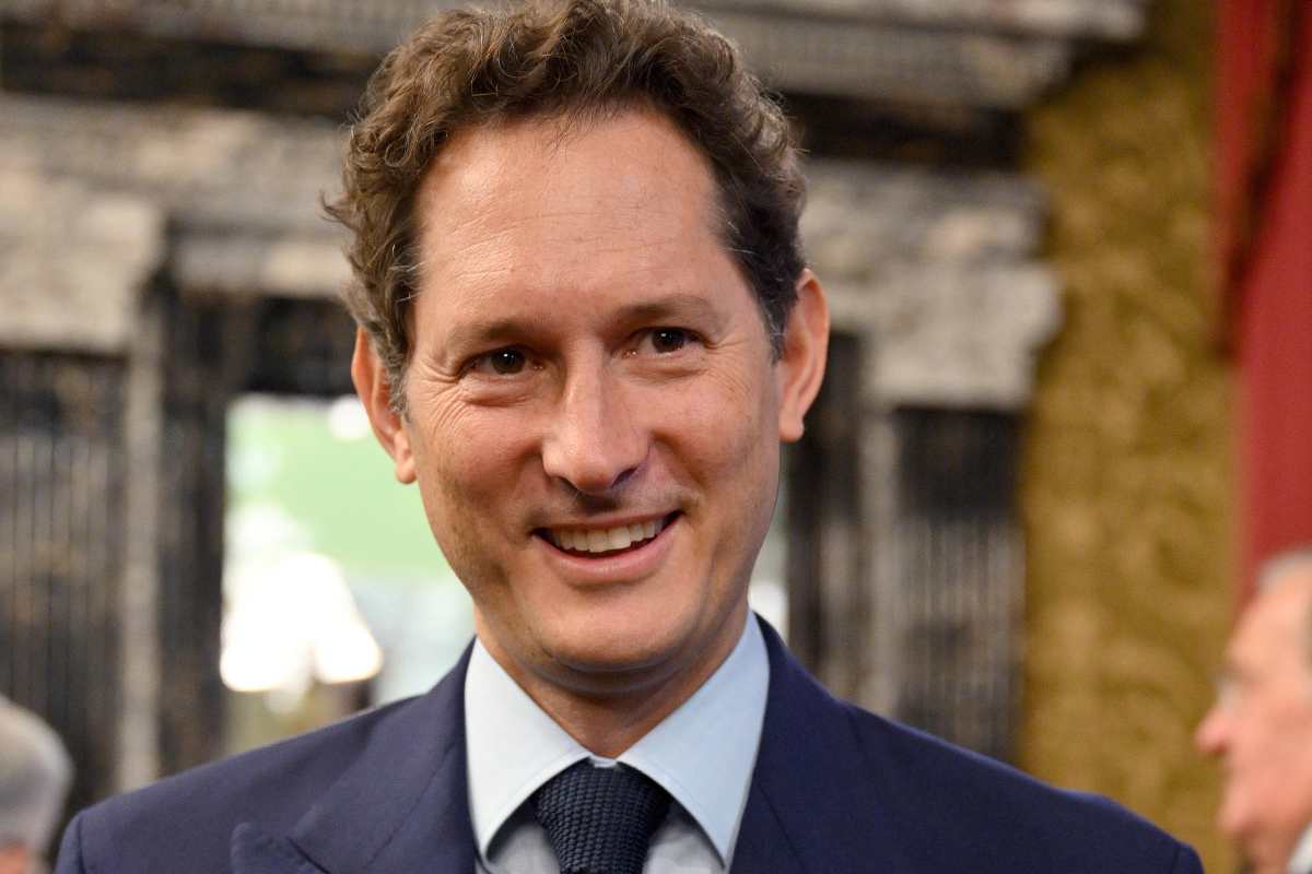 john elkann stipendio