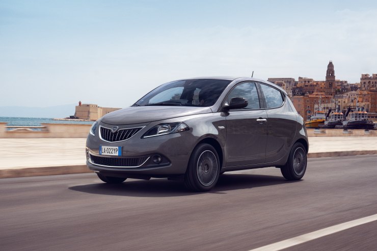 Lancia Ypsilon lo sconto per l'ultimo modello