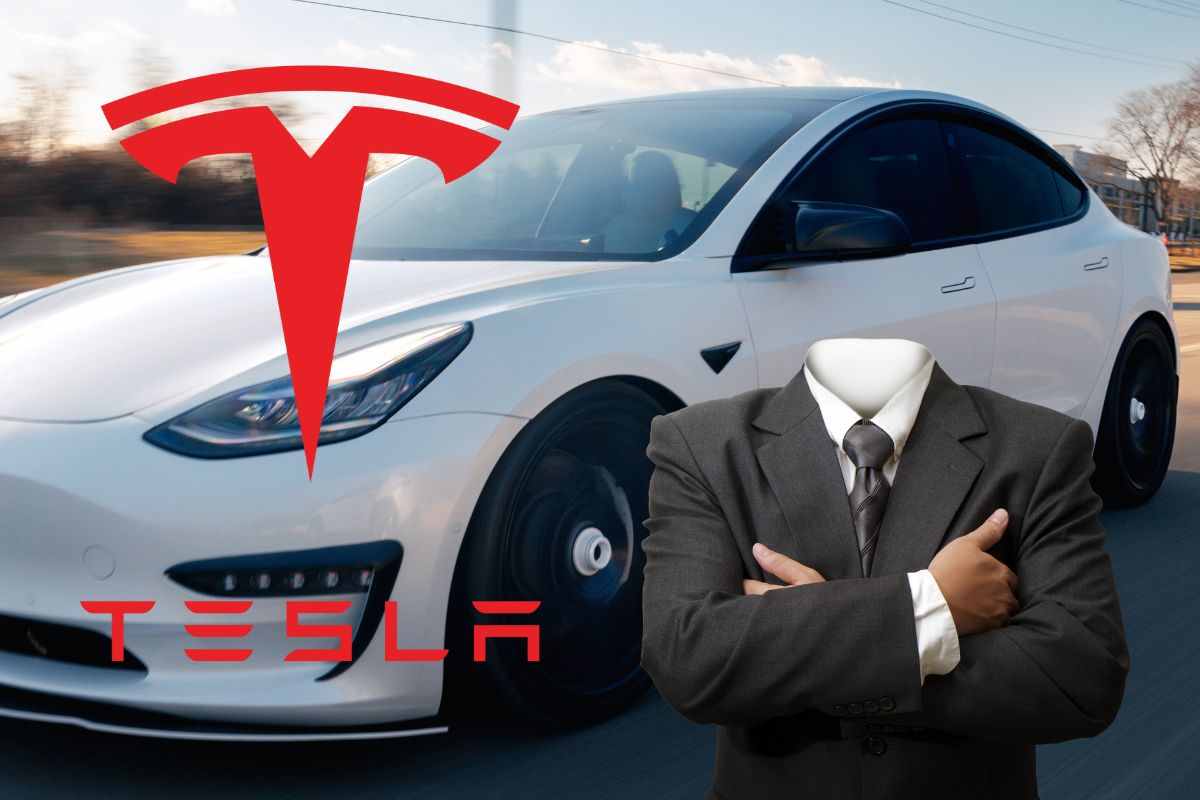 Tesla auto invisibile video sparisce