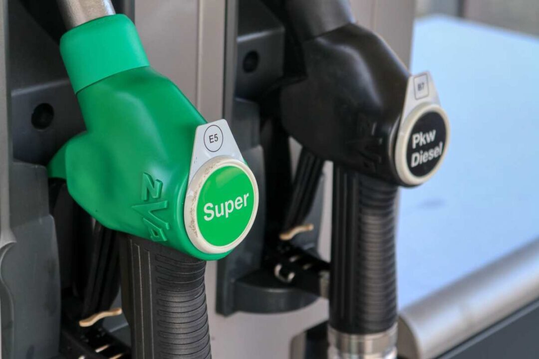 Stop alla benzina hyperfuels