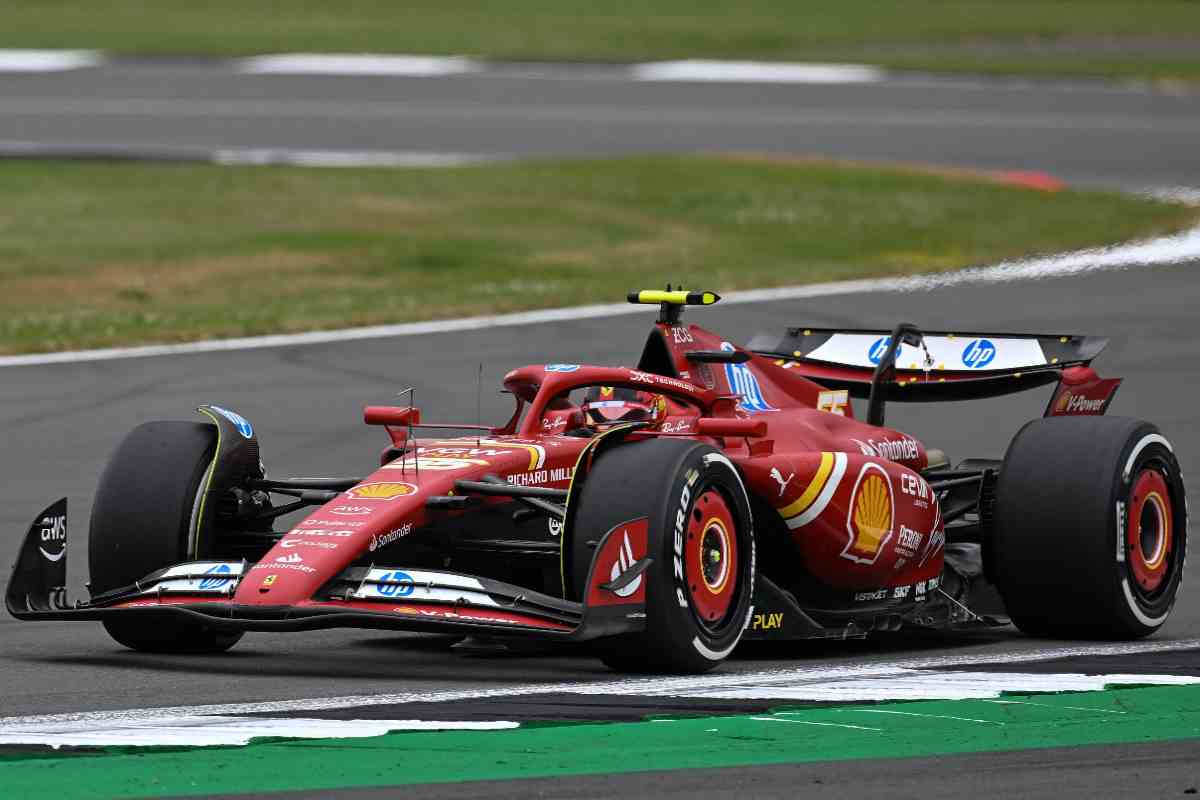 Ferrari dimissioni immediate