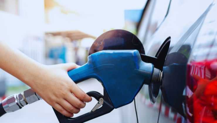 Benzina e disponibilità in Italia