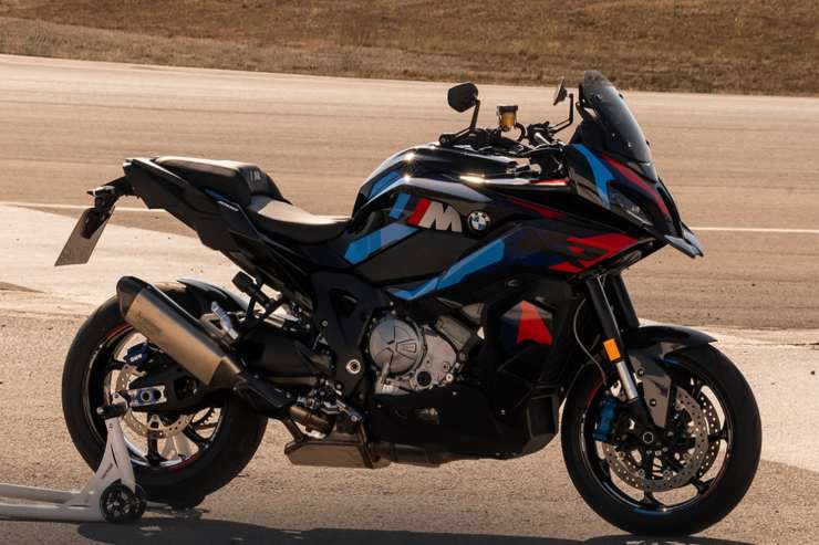 BMW M 1000 XR un bolide mai visto prima