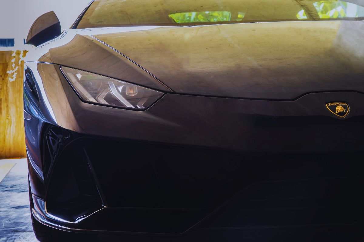 Lamborghini cresce