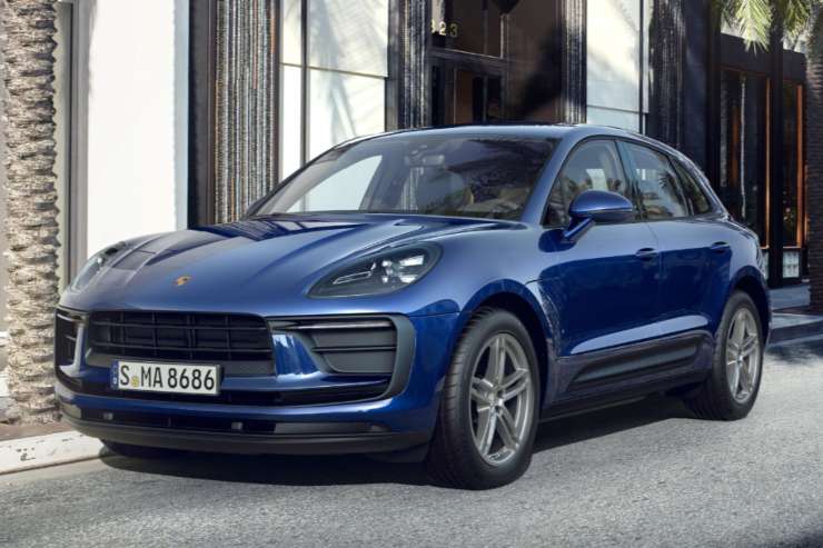 Porsche Macan diventa elettrica