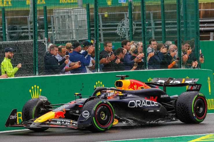 Max Verstappen verso la Mercedes