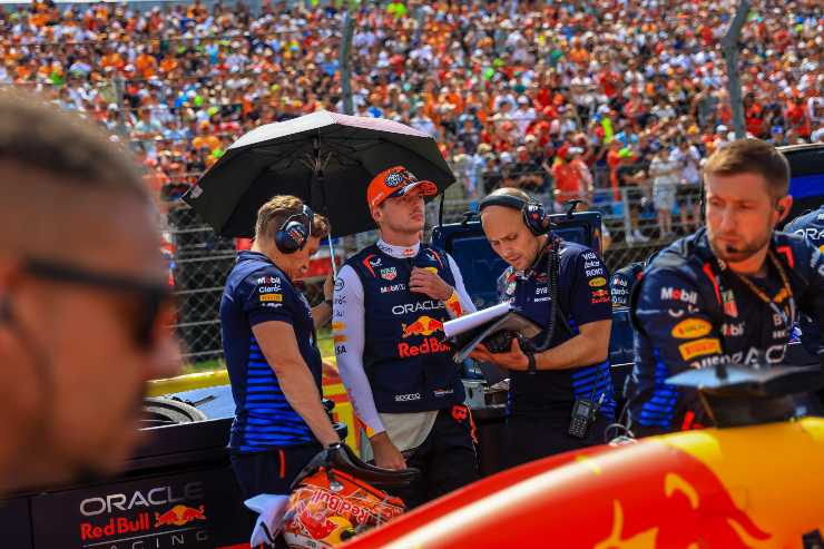 Verstappen Lambiase Formula 1 Red Bull ritiro