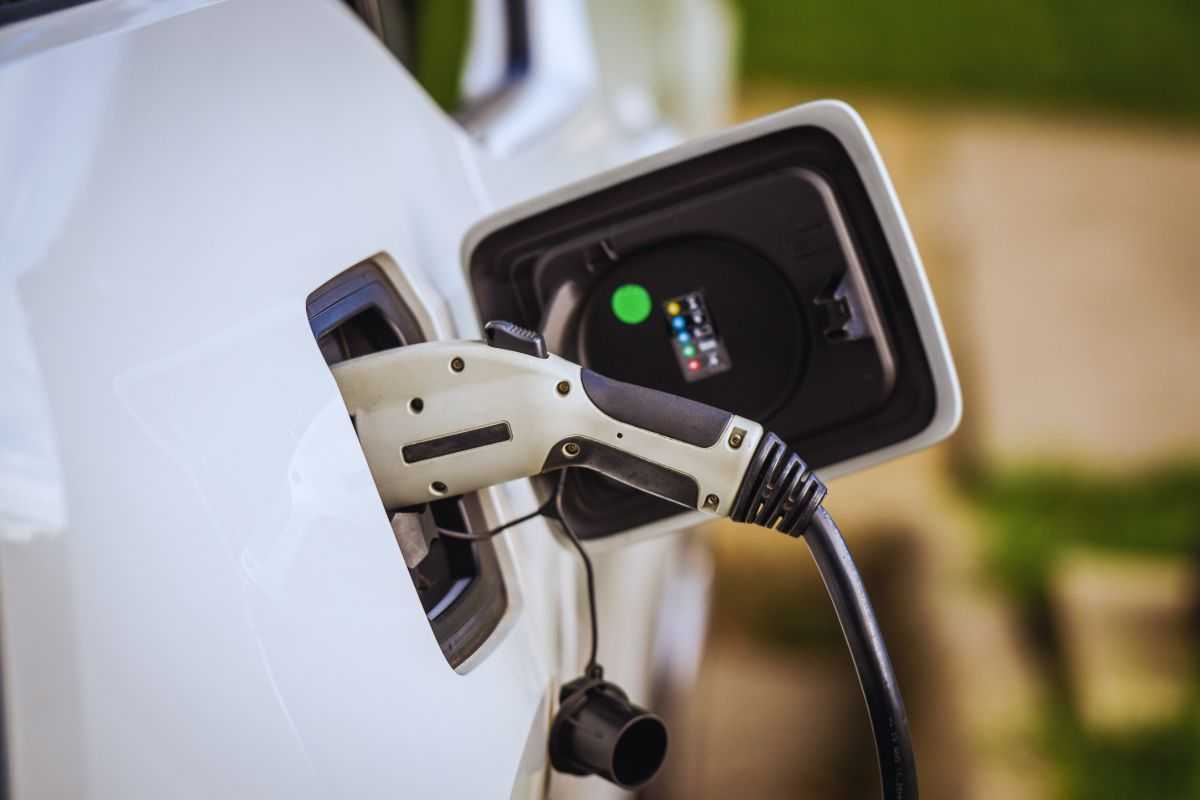 Italia auto elettriche come funziona?