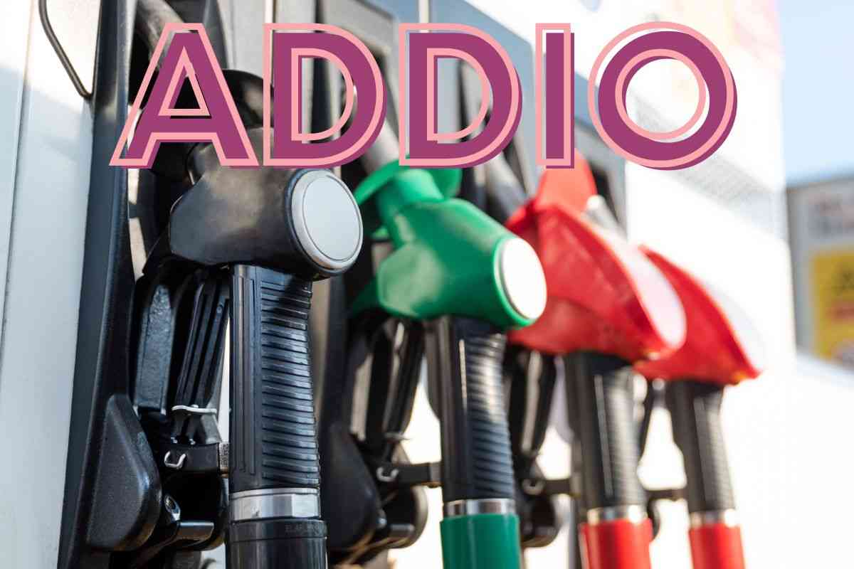 Addio Benzina stazioni di servizio Italia