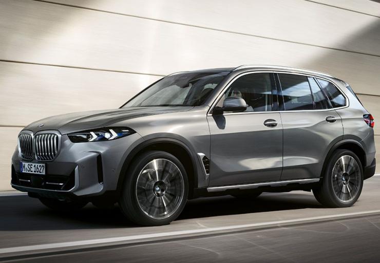 BMW X5 con assegno falso