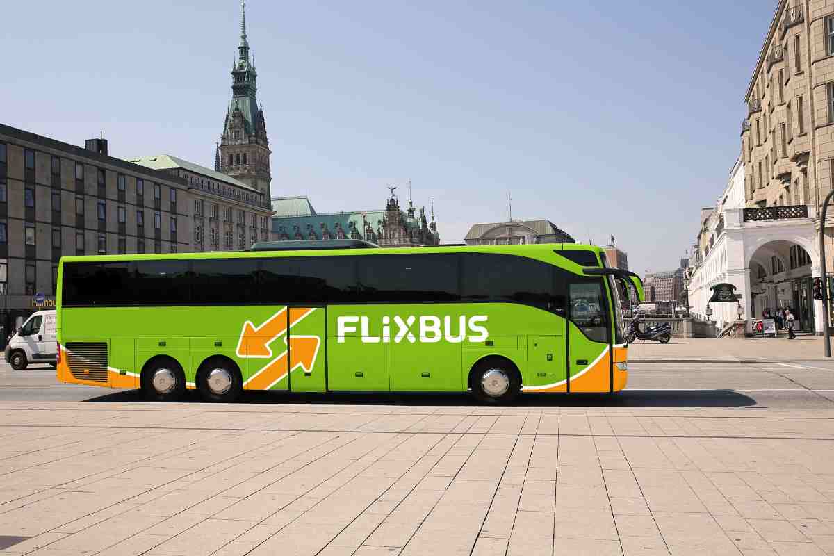 Flixbus comprata da Porsche