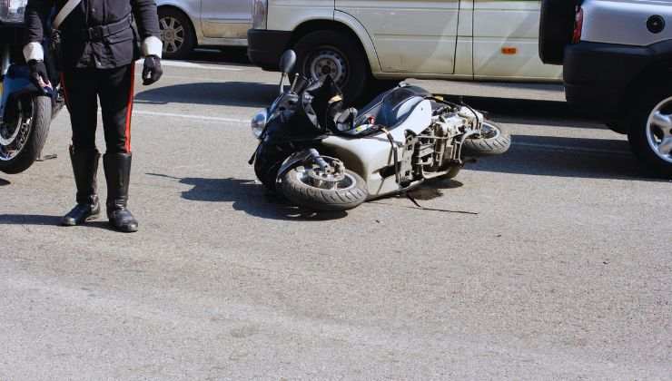 Moto caduta e dopo