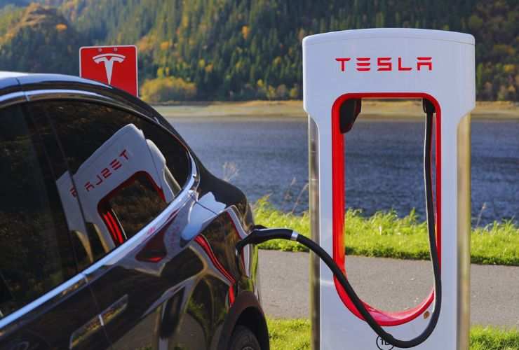 Tesla cambia tutto