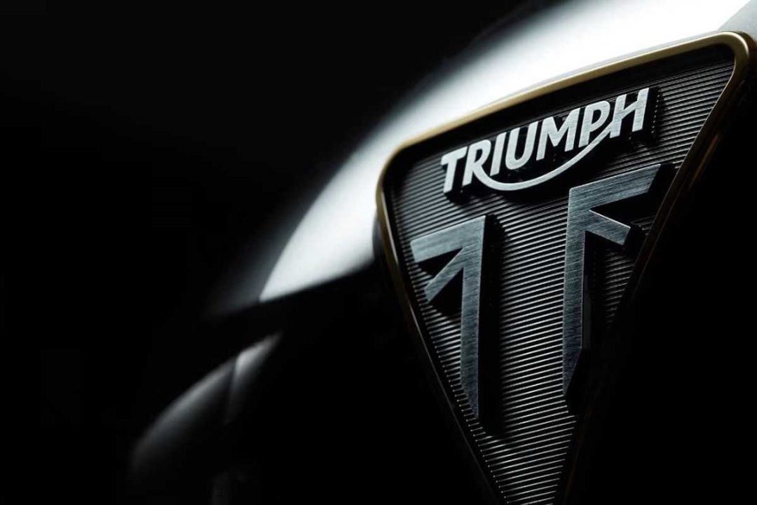 Triumph moto in regalo offerta